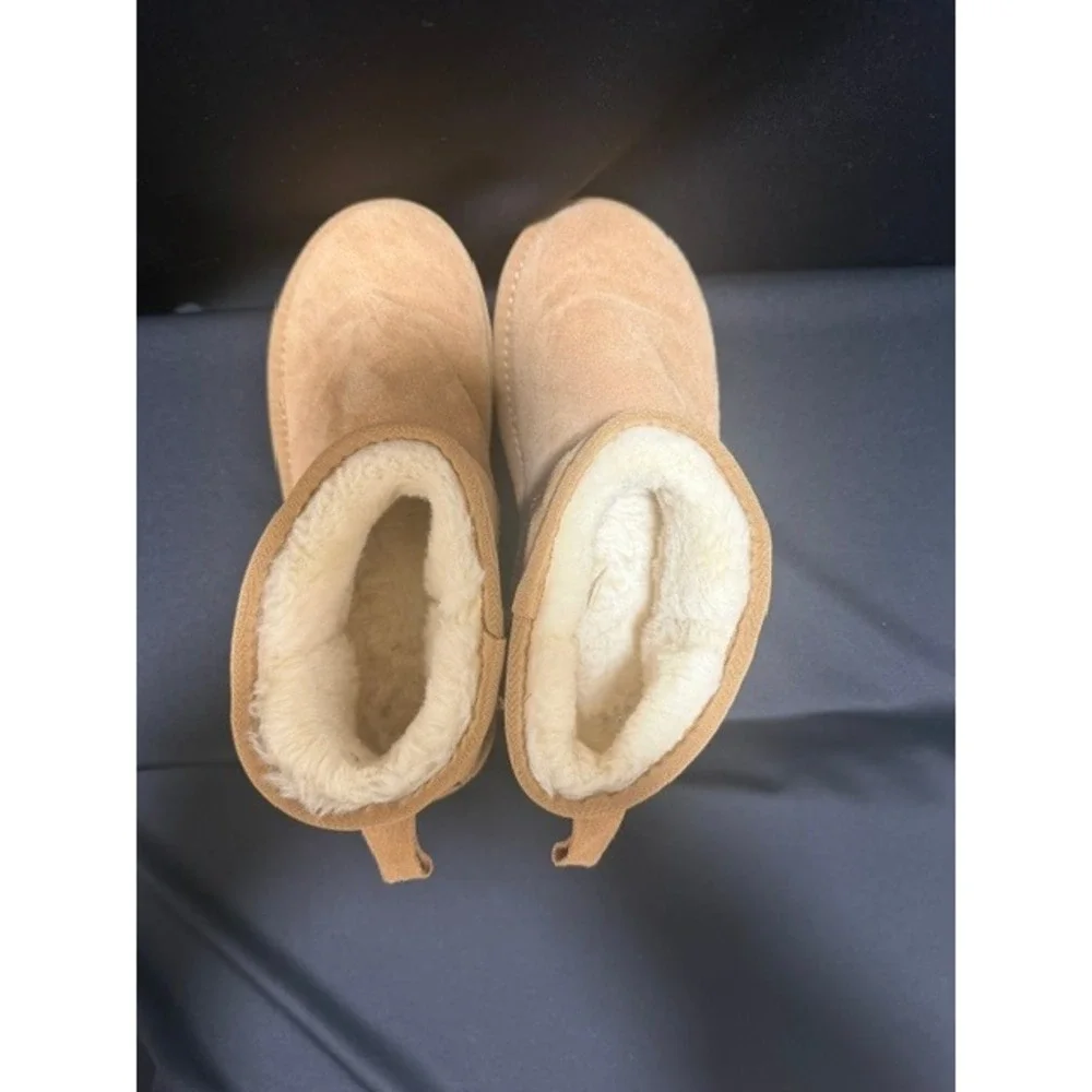 Evellyhootd Kids Classic Mini Snow Boots Tan Chestnut Faux Fur Lined Size 2.5